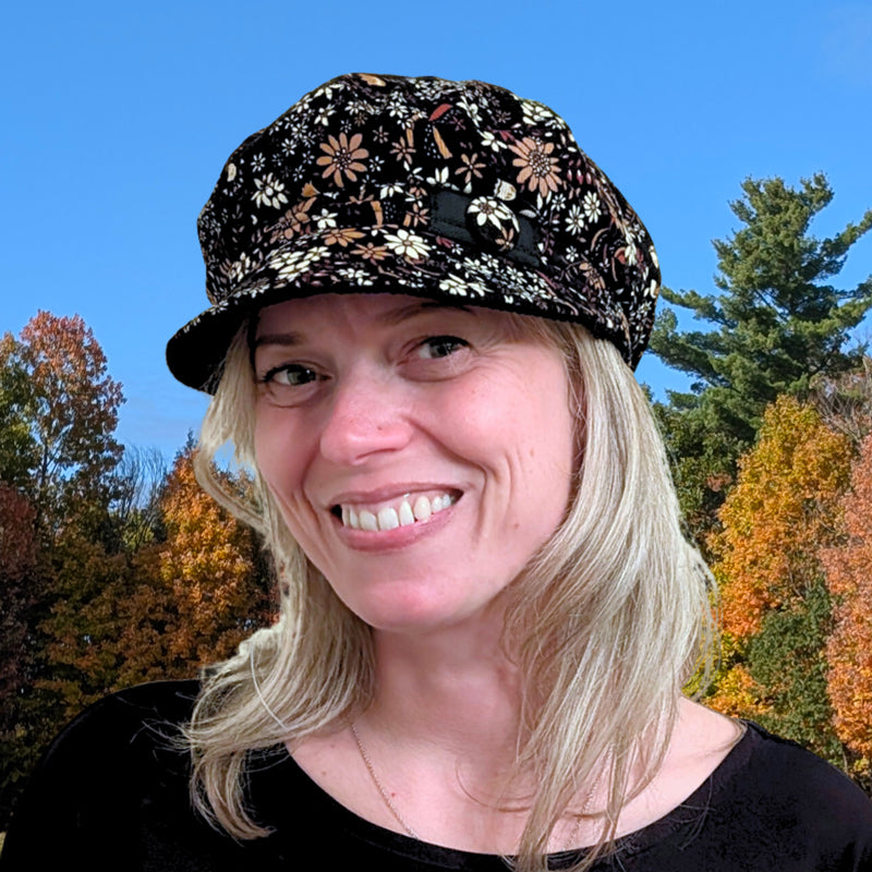 Fisherman Fashion Cap in fine corduroy, relaxed fit, floral in browns, cream on black