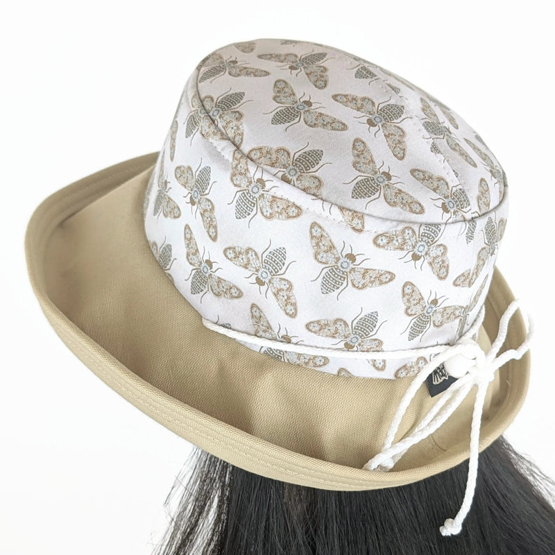 Sunblocker UV summer hat sun hat with wide brim, khaki and tan bugs with silver accents, adjustable fit