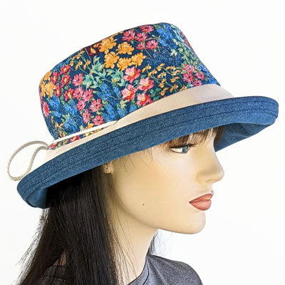 105-d Sunblocker UV summer sun hat featuring country garden, adjustable fit